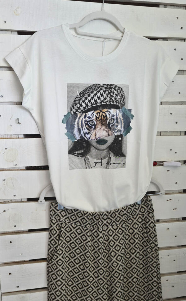 camiseta blanca tigre mujer